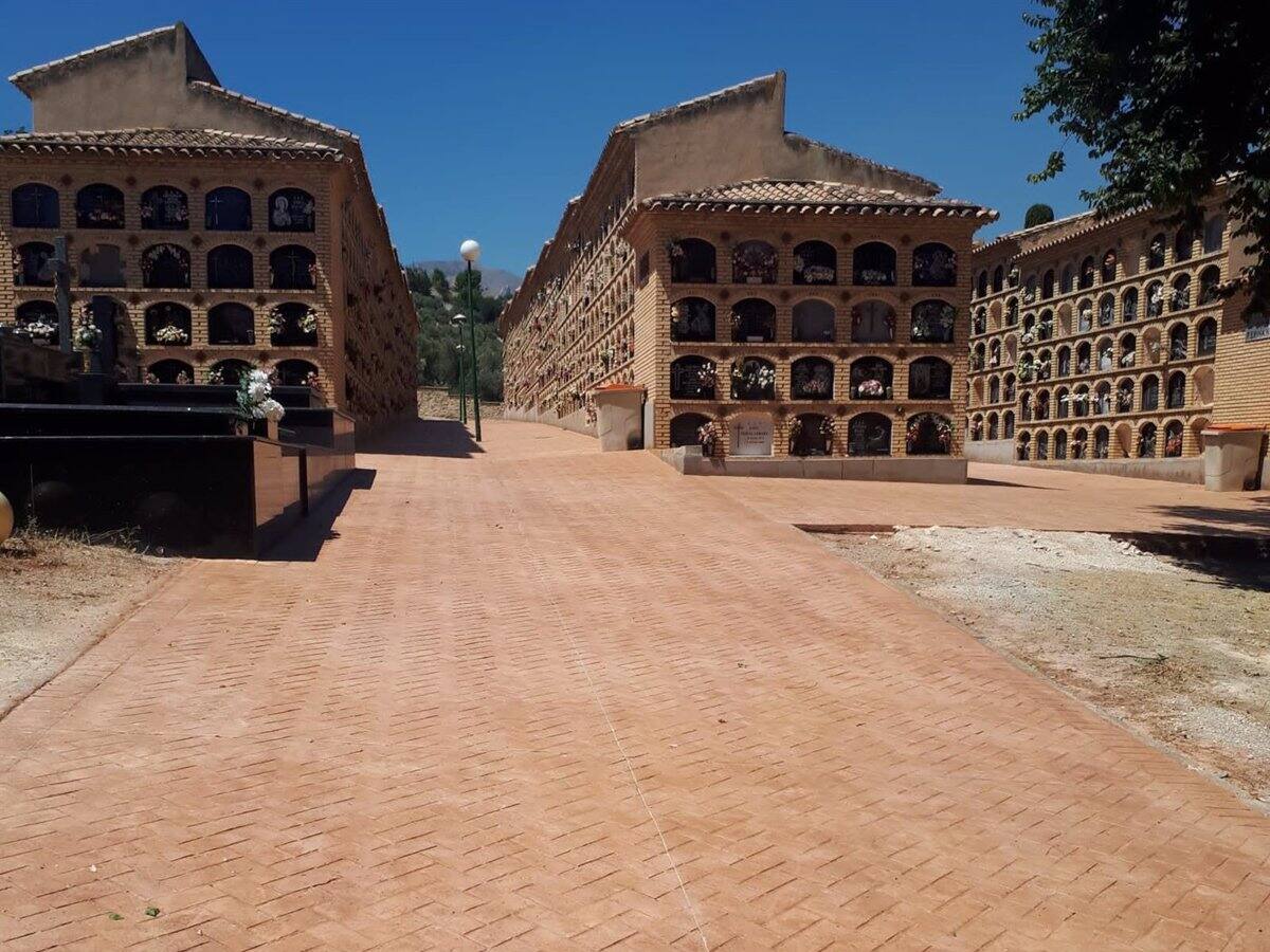 Los Cementerios tendrán horarios especial para la festividad de todos los santos.