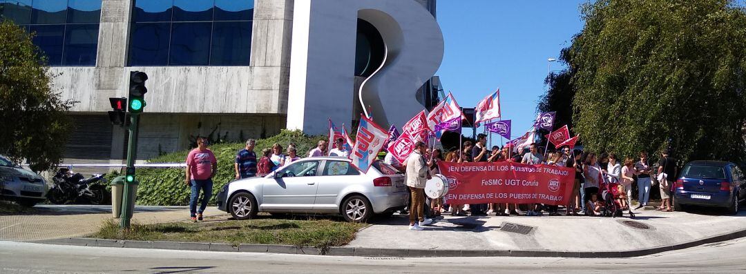 Concentración de los trabajadores de R en A Coruña