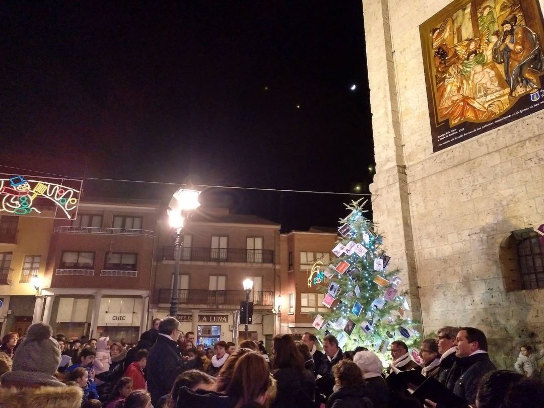 Imagen de la iluminación navideña en pasadas fechas