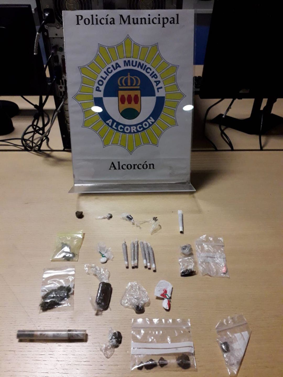 Drogas intervenciones durante la celebración de festival Amanecer Bailando por la policía municipal de Alcorcón