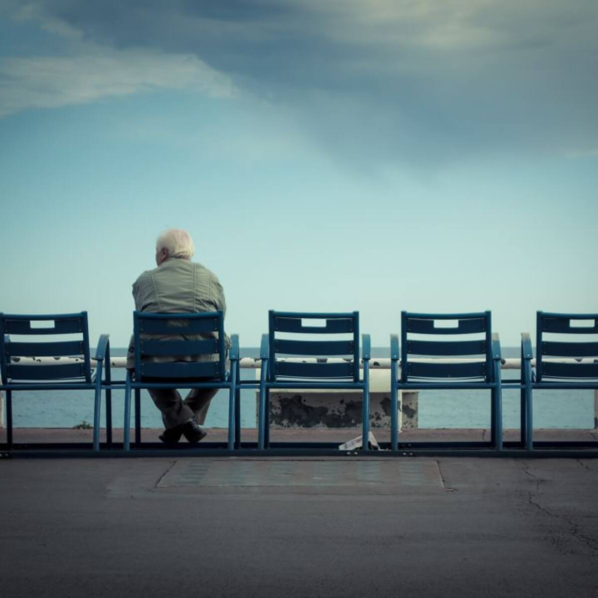 Alcobendas se vuelca, también en verano, contra la soledad no deseada en personas mayores