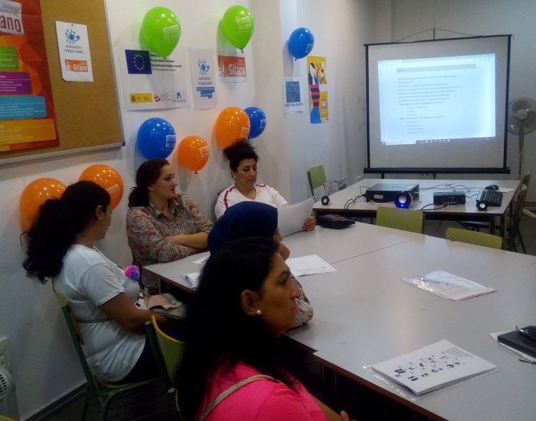 Participantes del Programa Calí de la FSG Linares.