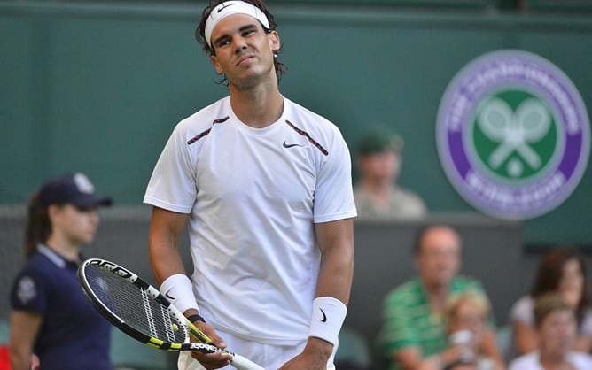 El español ha claudicado ante el checo Lukas Rosol, debutante en el torneo, por 6-7(9), 6-4, 6-4, 2-6 y 6-4 en tres horas y 18 minutos en segunda ronda de Wimbledon