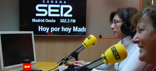 Susana García (Responsable de prevención, promoción y educación de la salud de Móstoles) y Ascensión Salazar (Escuela de Salud de Móstoles).