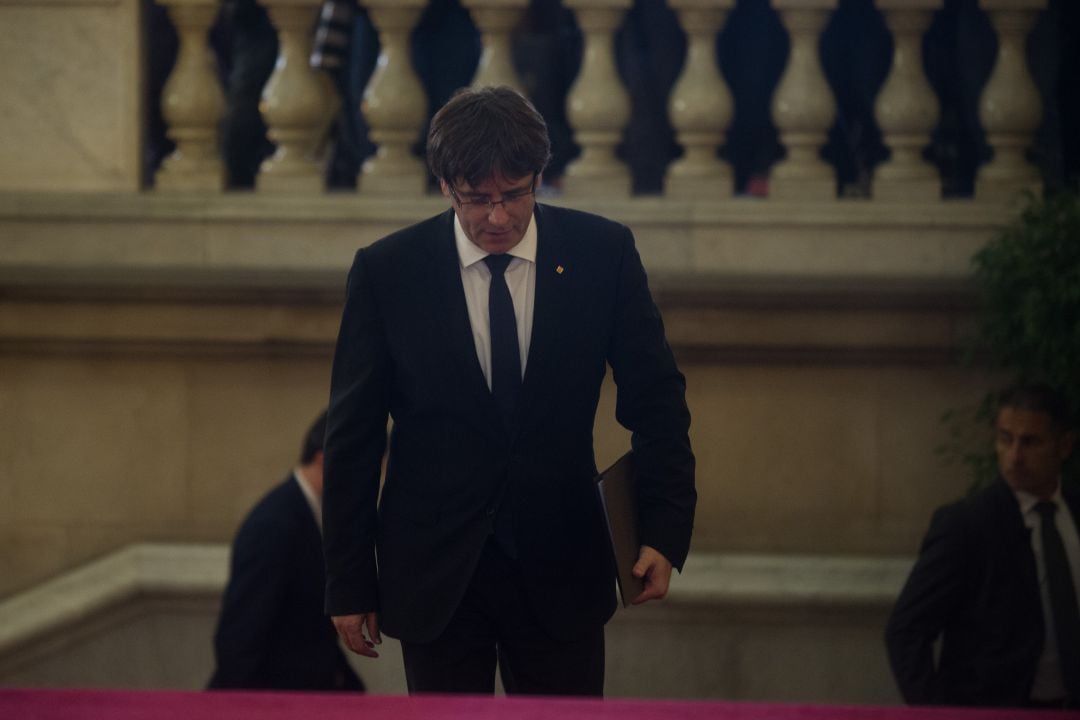 Carles Puigdemont en el Parlament el 10 de octubre de 2017