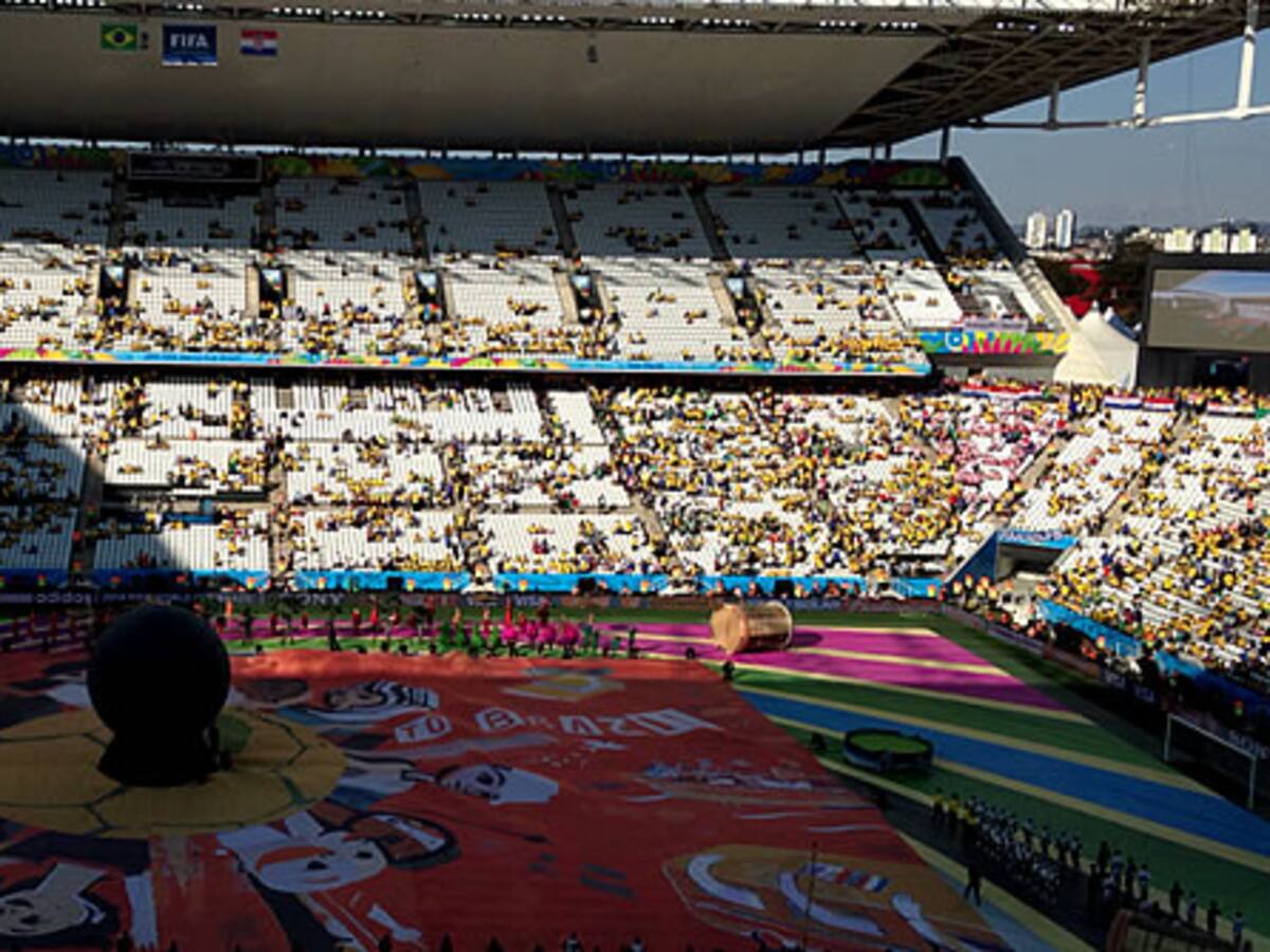 El estadio Corinthians de São Paulo durante la gala de inauguración del Mundial