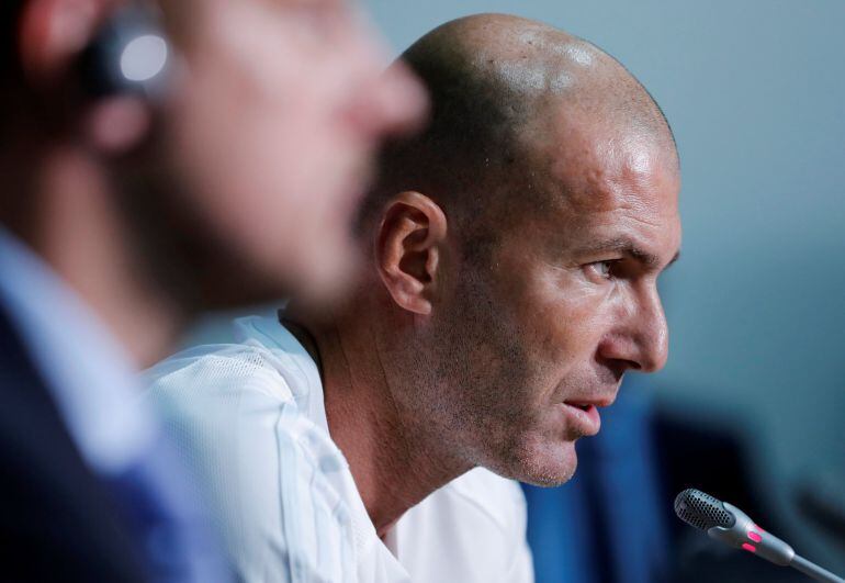 Zidane responde a los medios