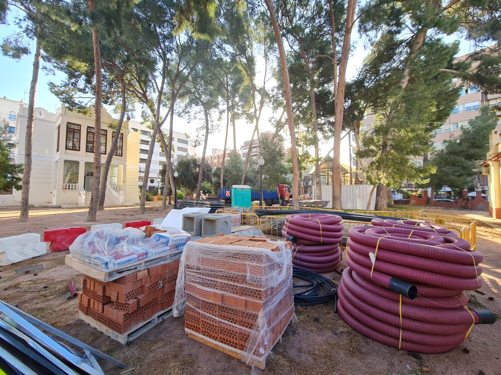 El Jardín de la Música de Elda espera retomar las obras pronto