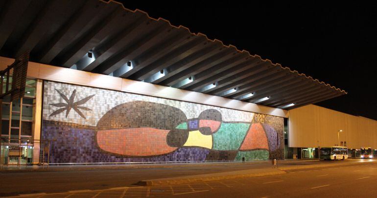 Una imatge de la terminal T2 del Prat, que concentra les operacions de les companyies 'low cost'