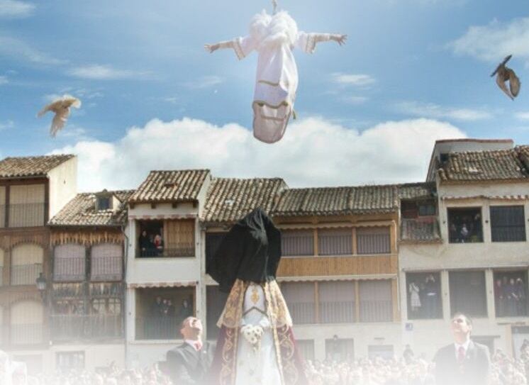 Bajada del Ángel en Peñafiel