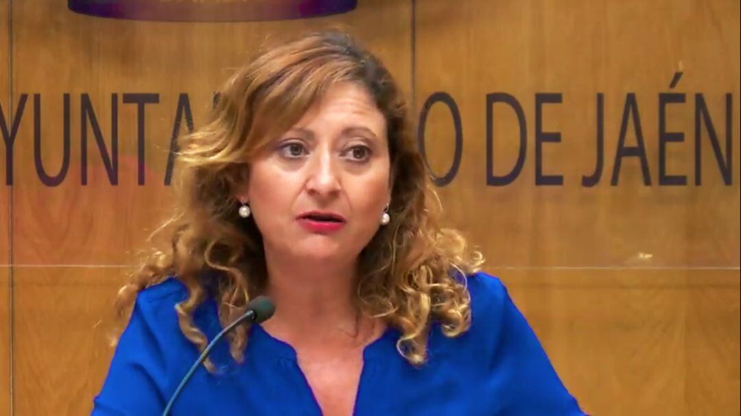 Reyes Chamorro ha arremetido contra la edil de hacienda en el Ayuntamiento de Jaén a la que acusa de emitir &quot;falsedades&quot; sobre la gestión municipal del PP 