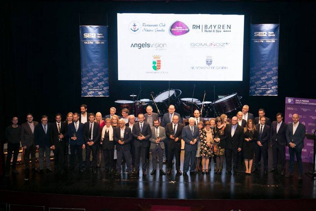 Premiados de la IX edición de los Premios Grupo Radio Gandia.