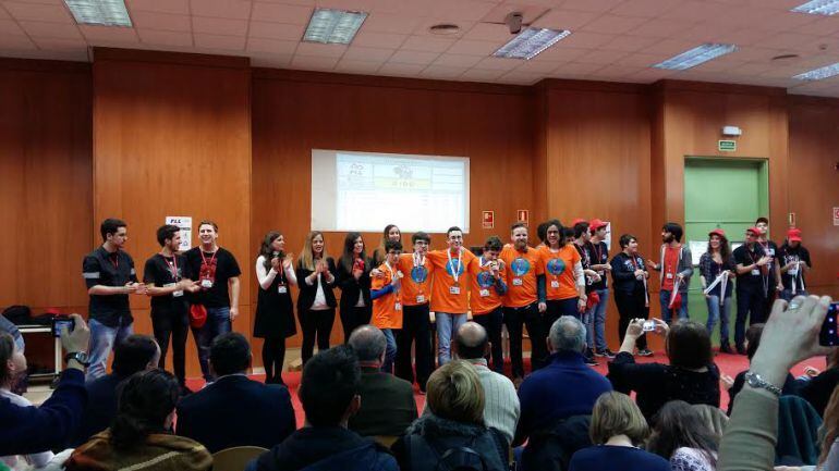 El equipo leonés recoge el premio al mejor proyecto científico de Castilla y León