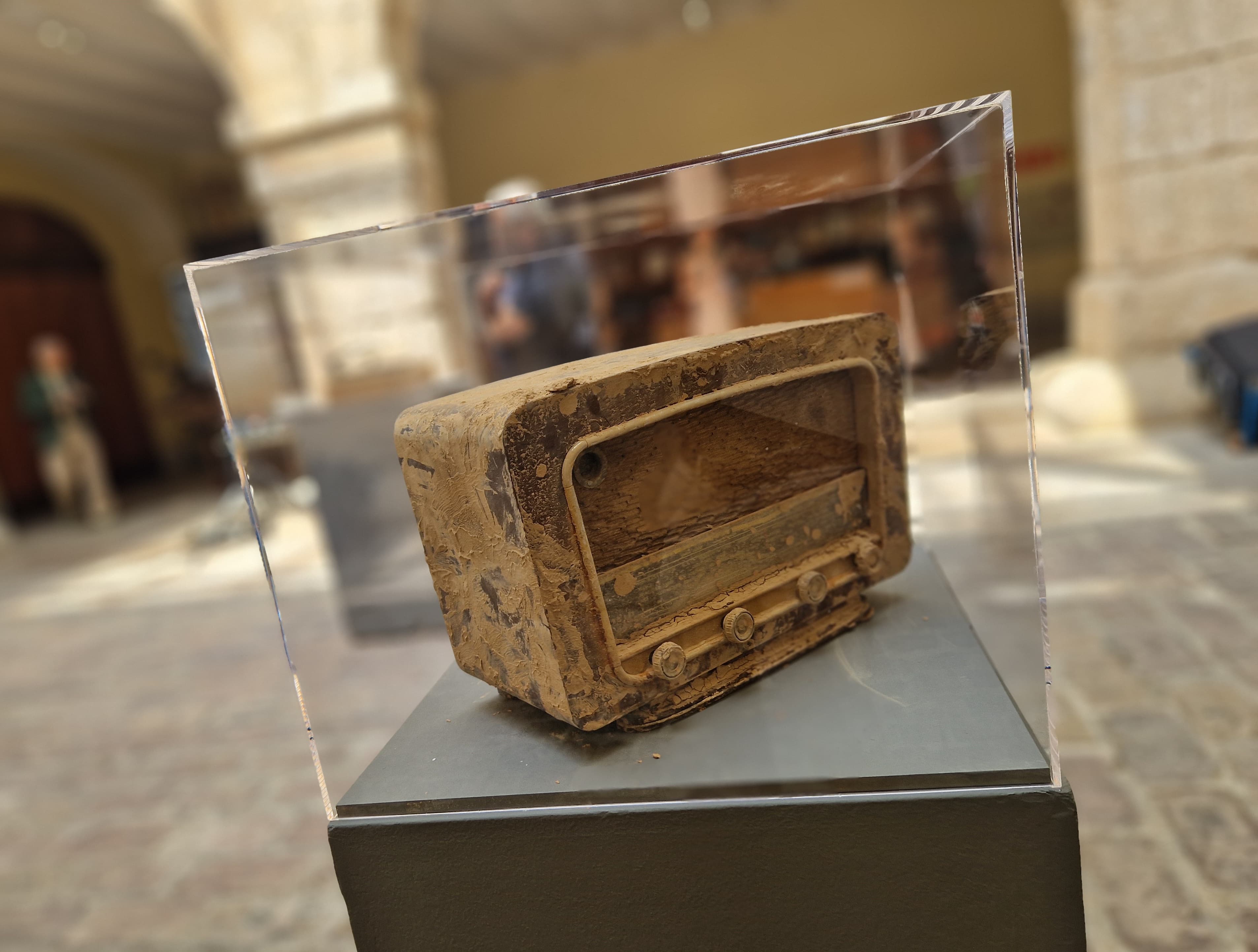 Exposición 'Cent anys de ràdio a València'