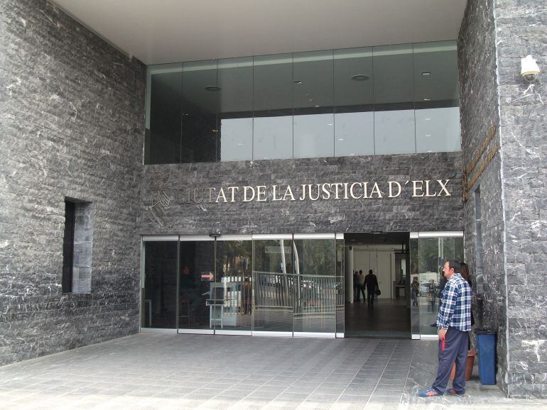 Entrada a la Ciudad de la Justicia