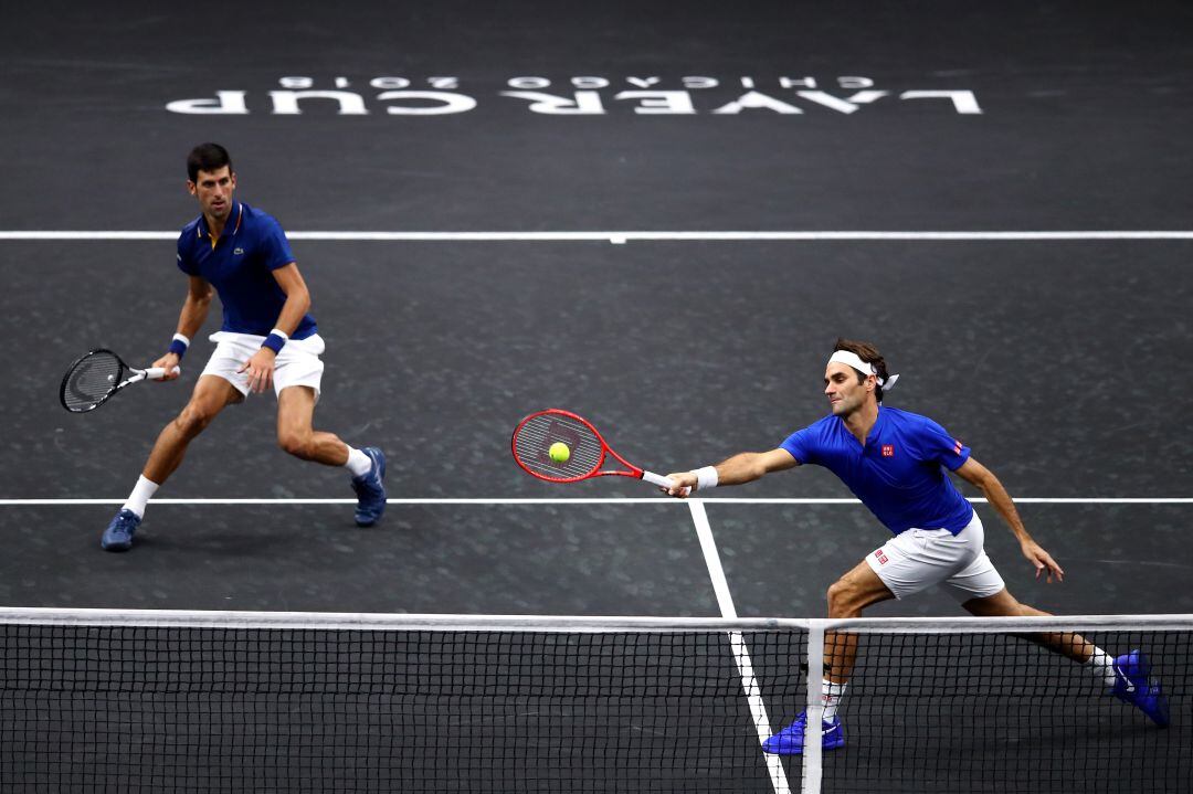 Djokovic y Federer, durante el partido