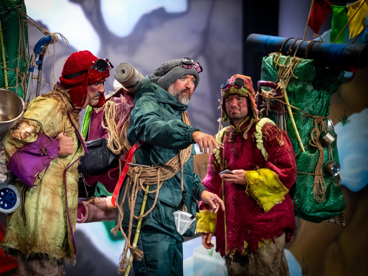 Crónica de la decimotercera sesión de Preliminares del COAC 2026: Ale 'El Peluca' y 'Los amish del mono' quieren escalar el Everest con el cuarteto del Gago