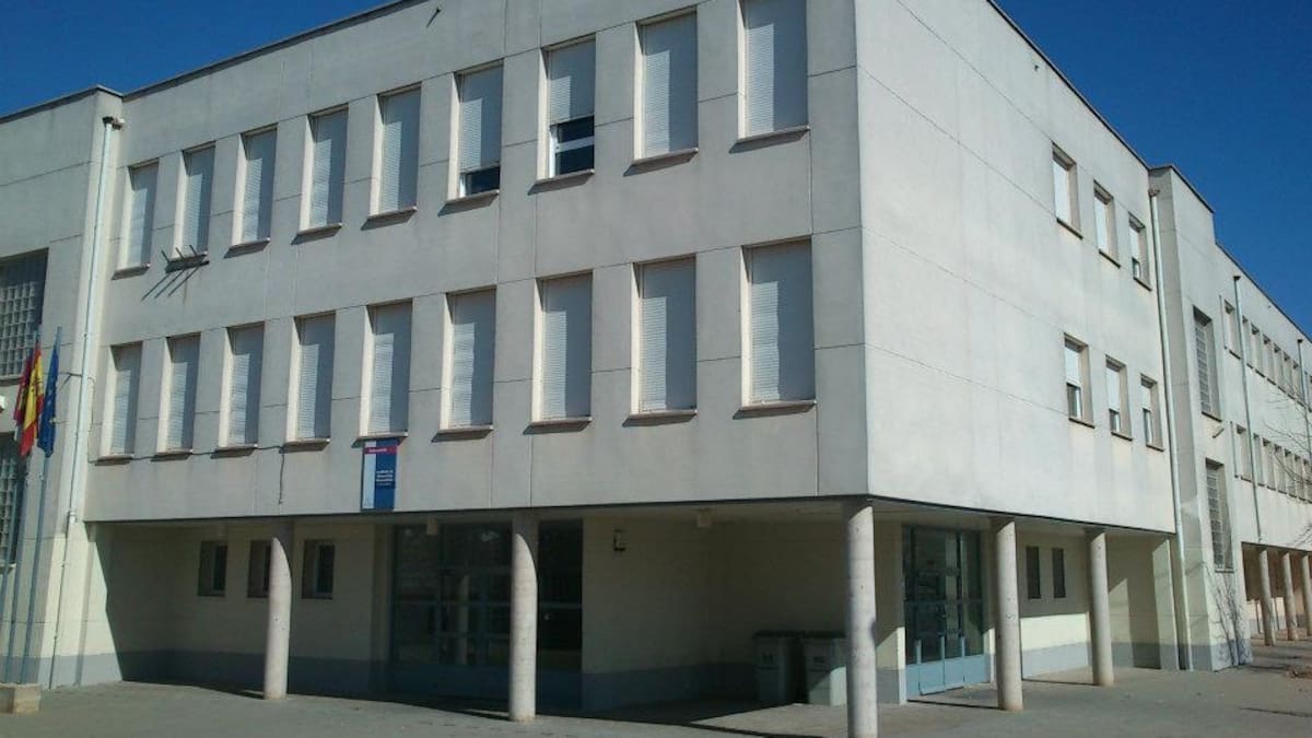 Villarrobledo incorpora la figura del agente tutor en los centros educativos