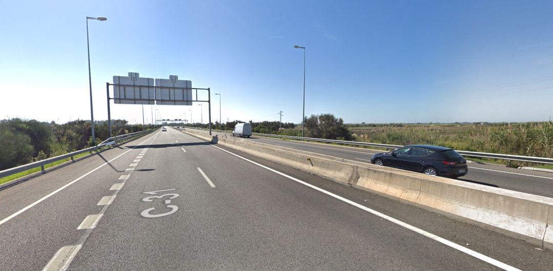 Imagen de la autovía de Castelldefels, entorno en el que escondió el cadáver de la mujer