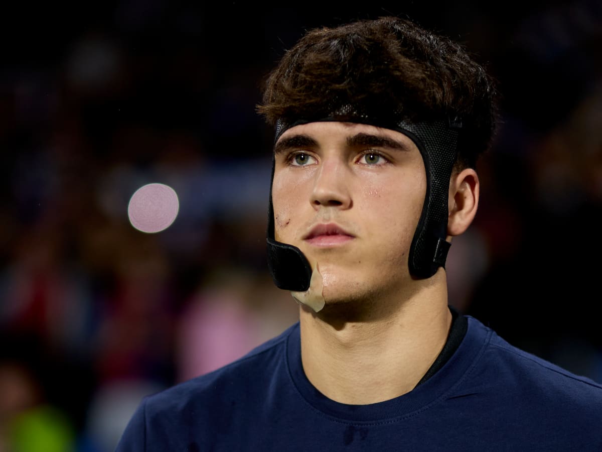 Pau Cubarsí, "el camarero del McDonalds" que sorprendió a todos en su debut: "Lewandowski me preguntó si de verdad tenía 17 años"