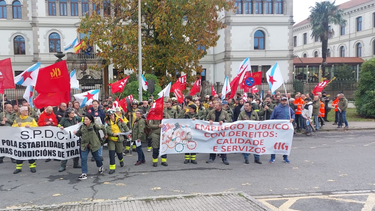 Bomberos forestales exigen mejores condiciones tras un verano devastador