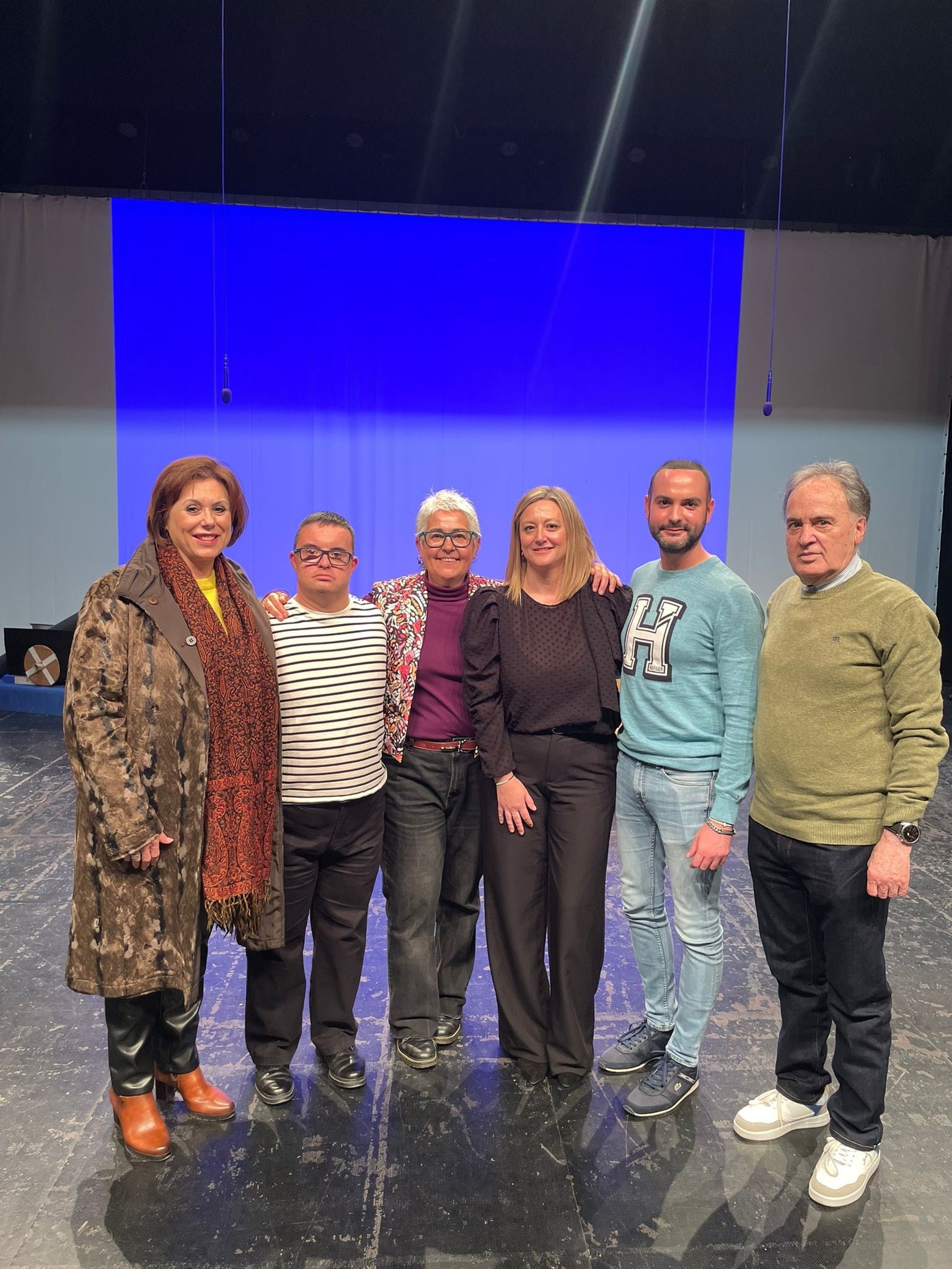 Autoridades municipales asistent