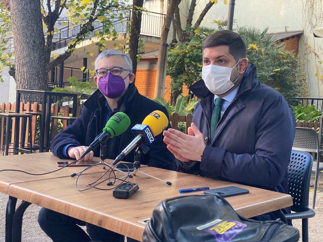 Josep Alandete, vicealcalde, y José Manuel Prieto, alcalde de Gandia  