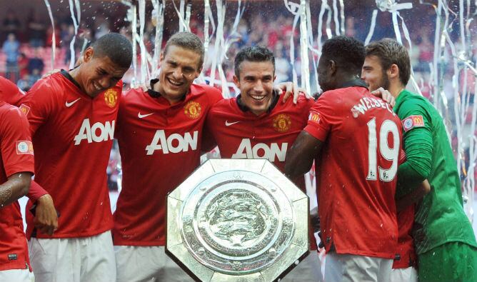 El United celebra su decimosexta Community Shield