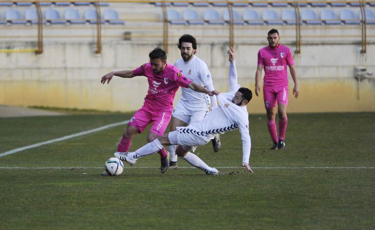 Villarejo sufrió ante el incisivo Jordan