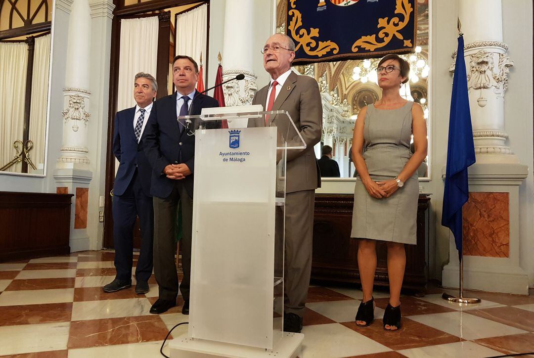 Luis Planas y Francisco de la Torre comparecen junto a María Gámez y Lucrecio Fernández