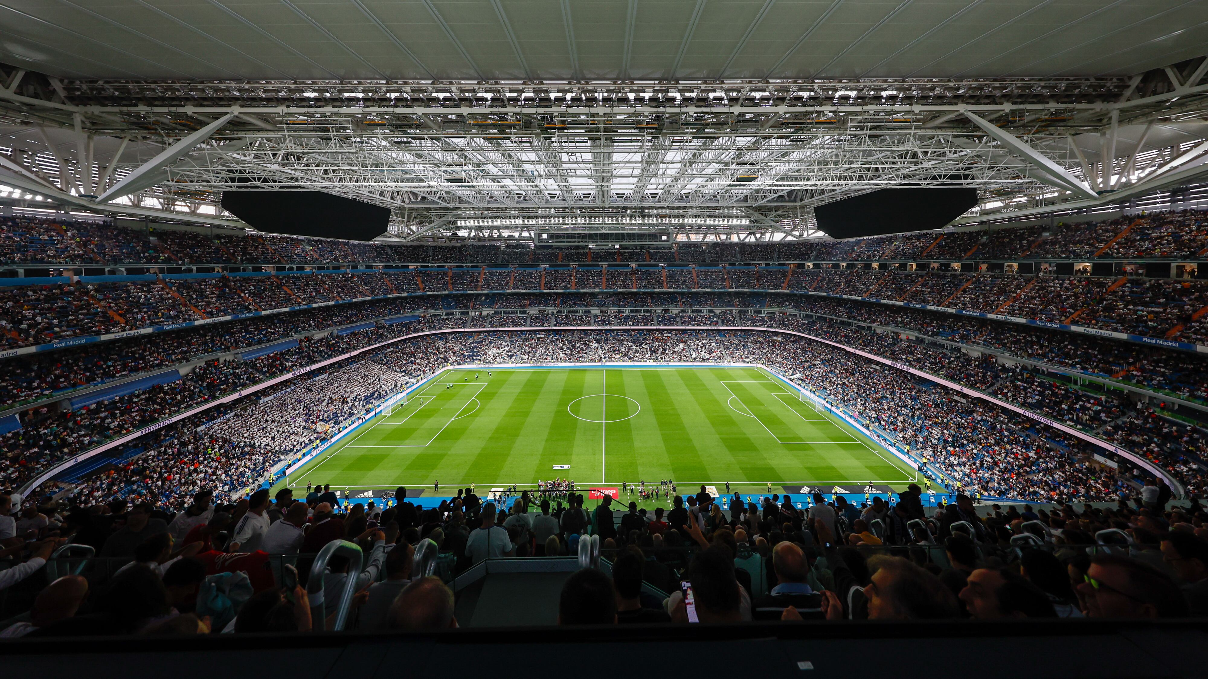 El Santiago Bernabéu, durante el partido liguero entre Real Madrid y Getafe. (Photo by Helios de la Rubia/Real Madrid via Getty Images)