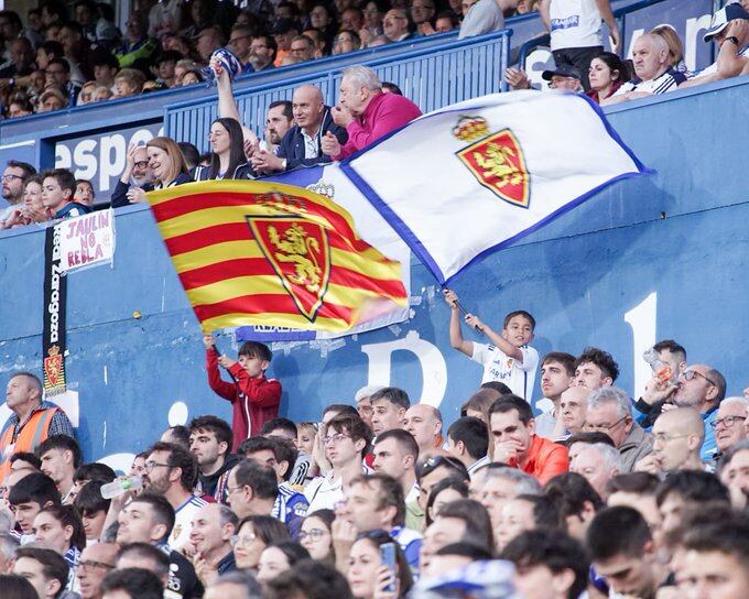 La afición del Real Zaragoza en el último partido antes del derribo del Fondo Sur