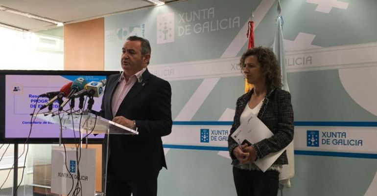 Balseiro dando cuenta de los programas de apoyo al empleo de la Xunta en la provincia de Lugo
