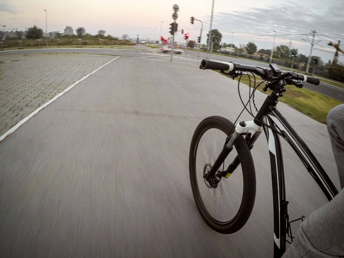 Herido un ciclista al chocar con un turismo en La Orotava