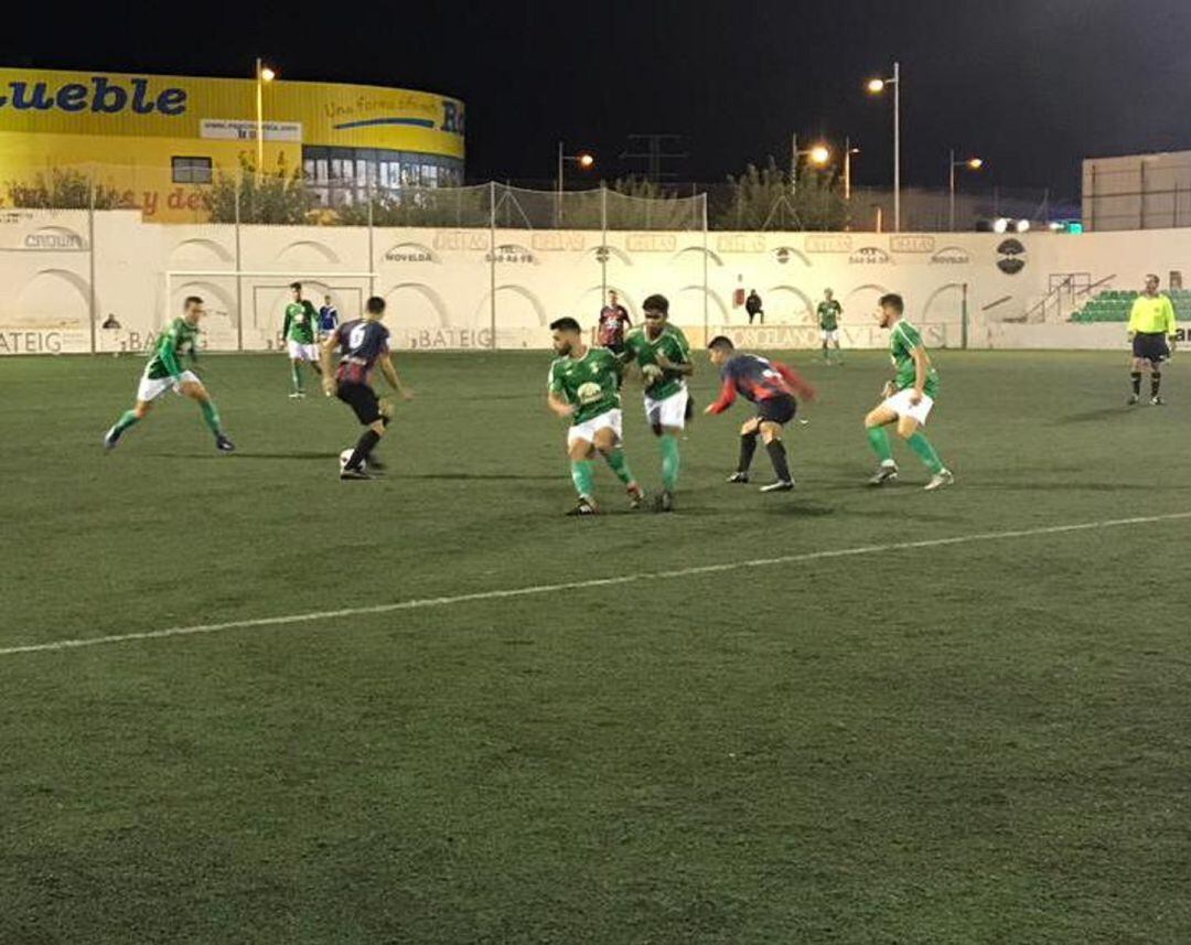 El Deportivo logró tres puntos en el campo de un correoso Novelda
