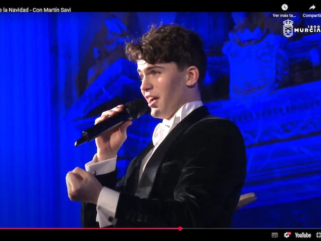 El tenor argentino Martín Savi