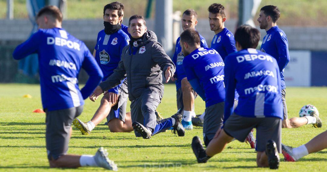 Entrenamiento del Deportivo antes de ir a disputar la Copa en Salamanca