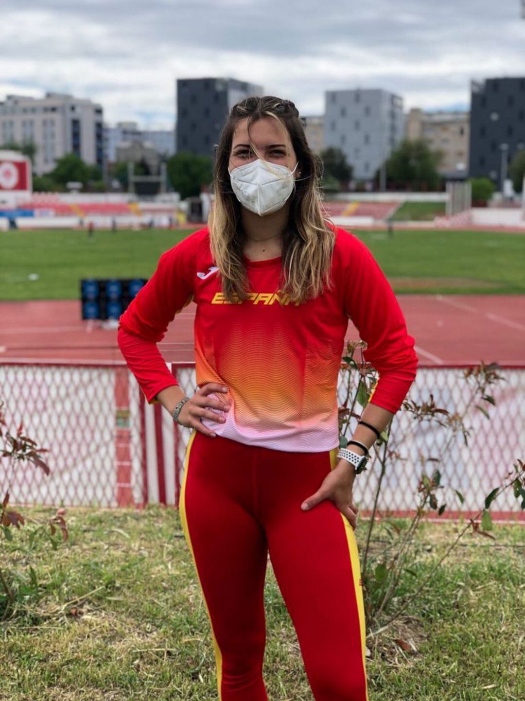 La atleta gandiense con la Selección Española en Split