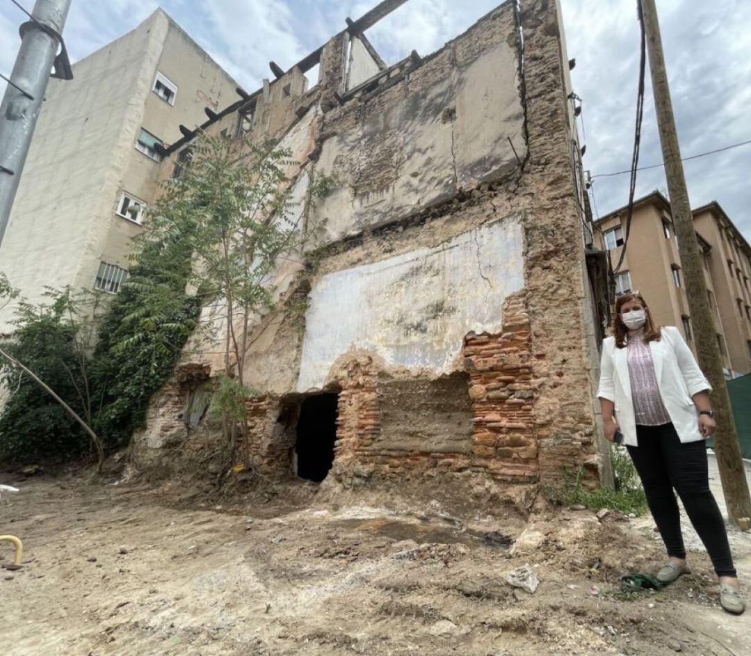 Comienzas las obras de emergencia para consolidar las fachadas del Edificio Buitrago