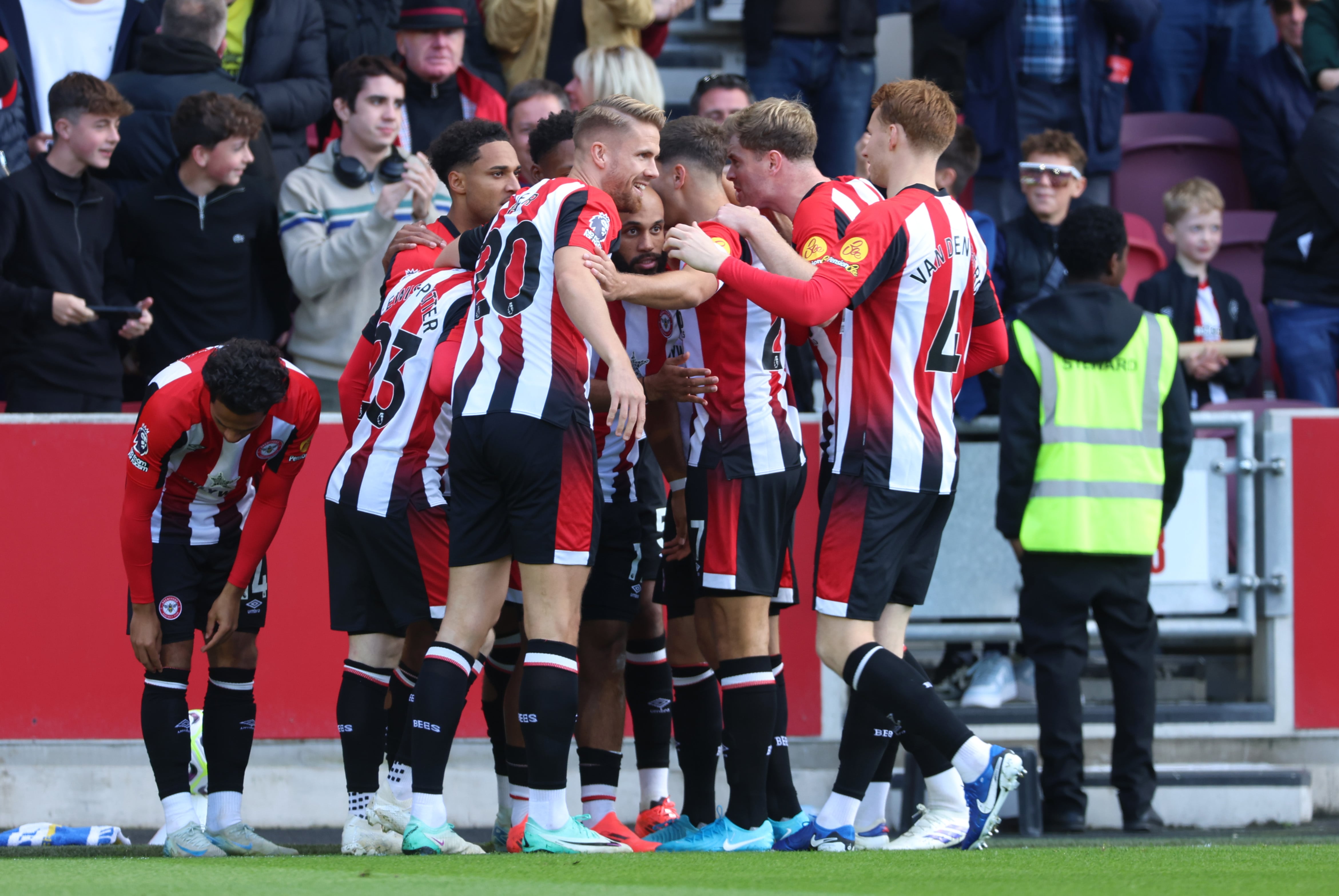 Jugadores del Brentford