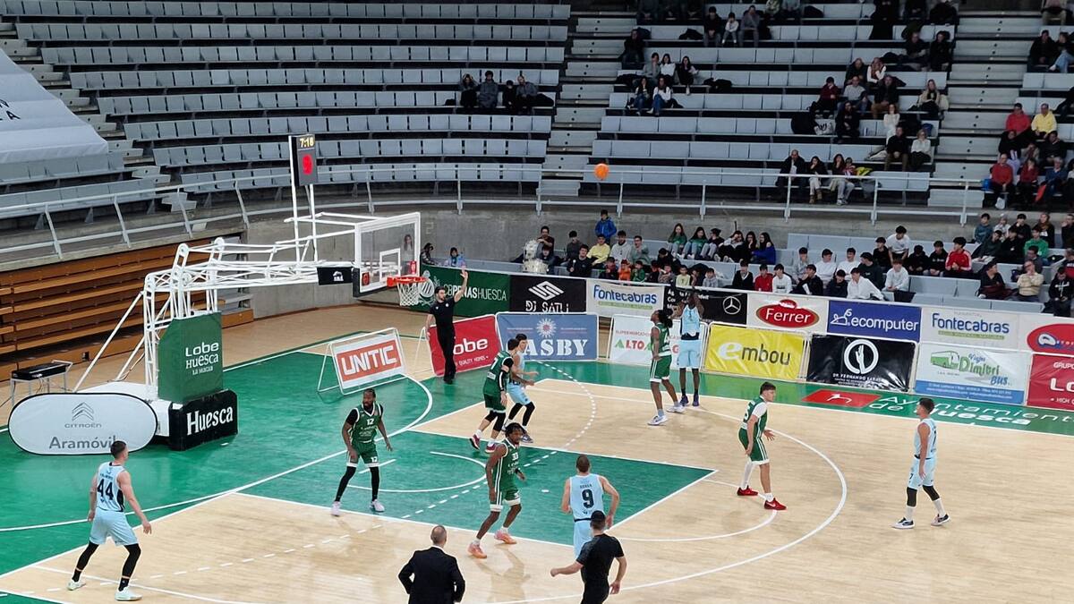 Rafa Sanz analiza el partido del Peñas ante Cáceres