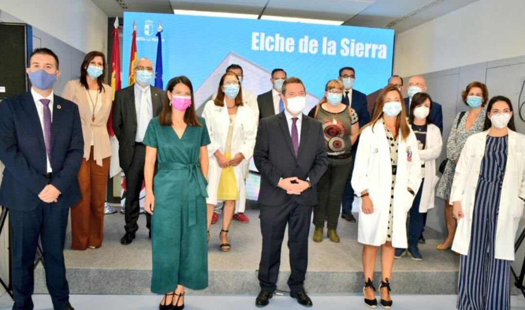 Acto de inauguración del nuevo centro de salud en Elche de la Sierra