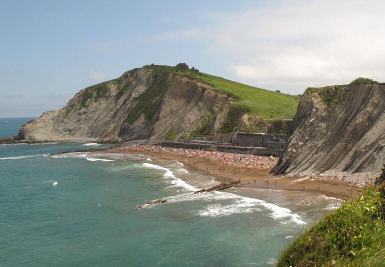 Vista de la playa de Itzurun, en una imagen de archivo.