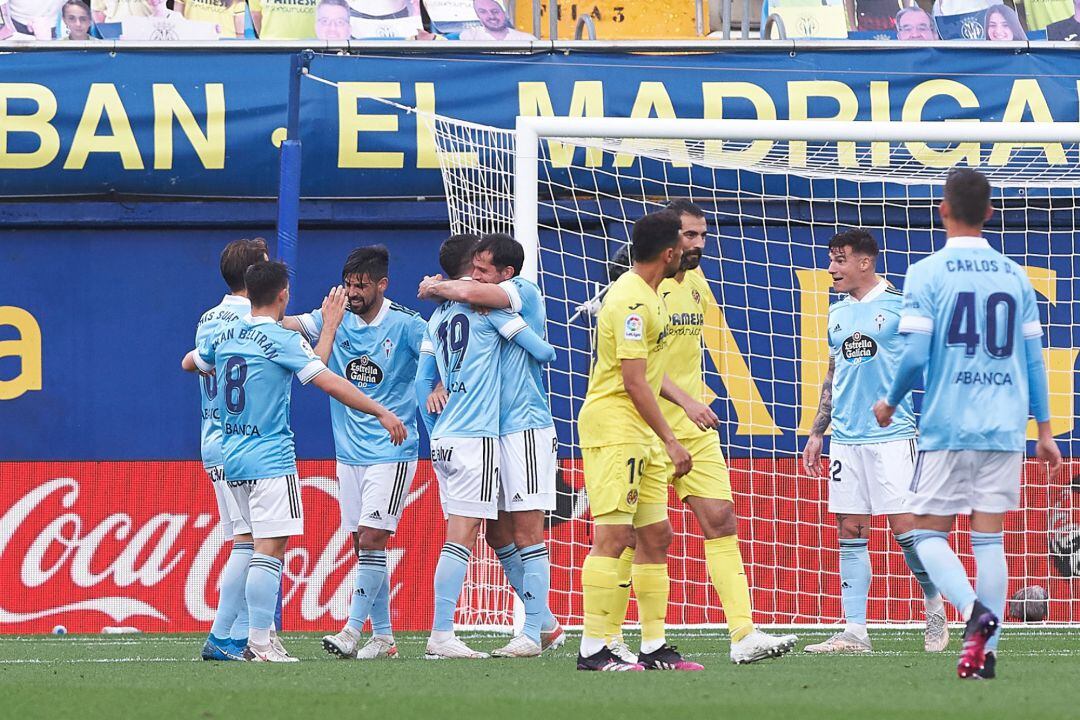 El Celta celebra el triunfo en La Cerámica