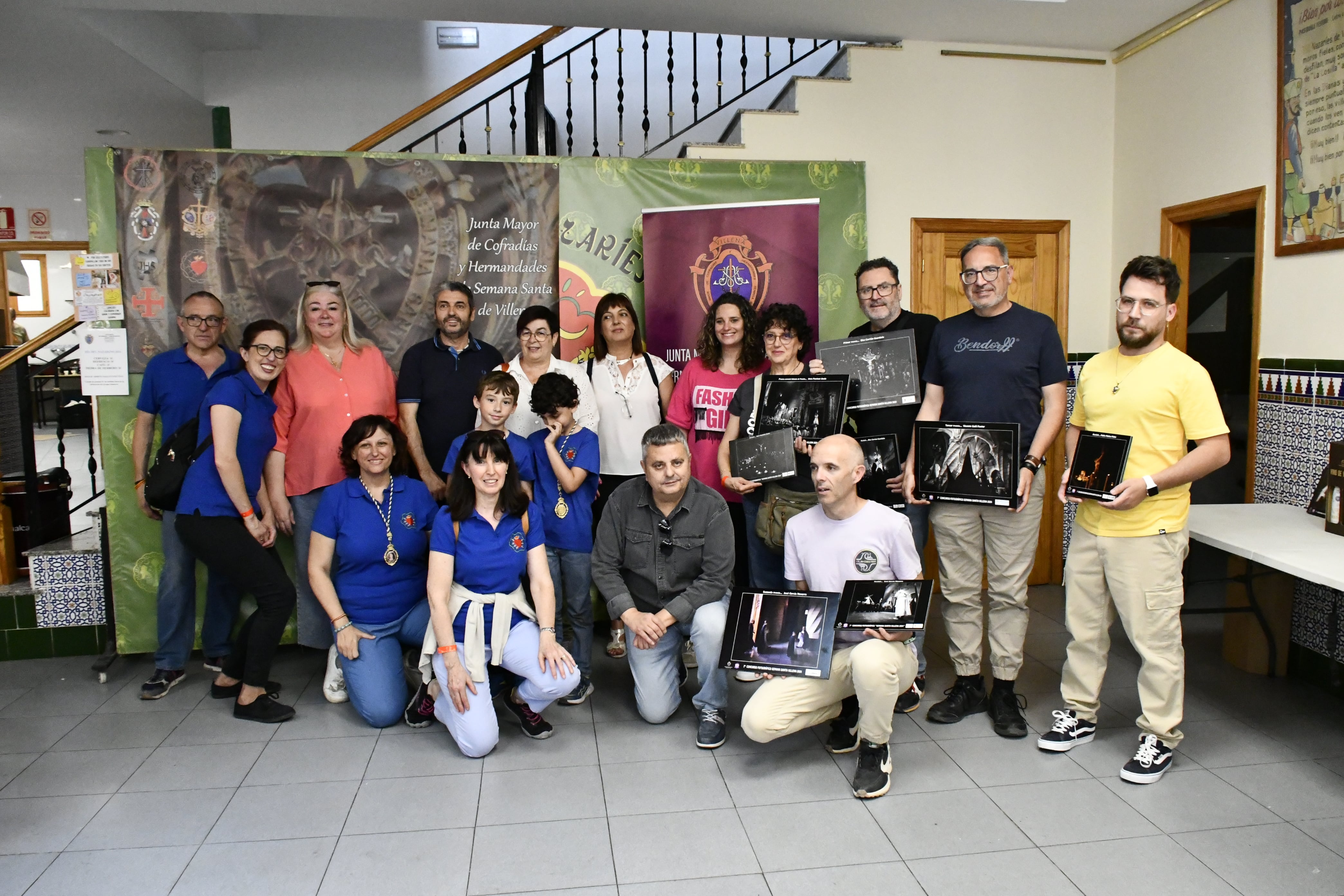 Fotografía con los ganadores del concurso