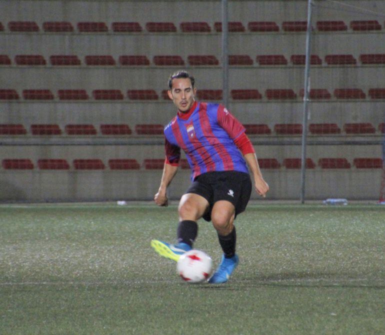 Luis Acosta ha sido un fijo en las alineaciones del Eldense
