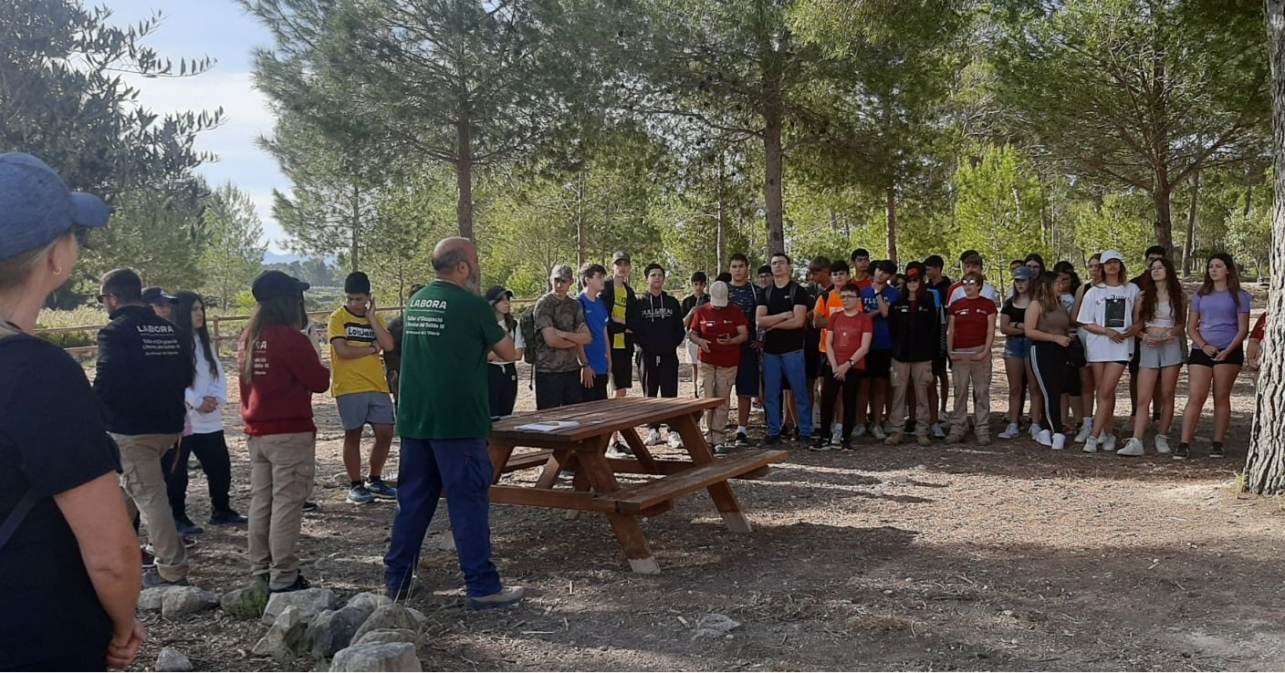 Alumnes de l&#039;IES Vermellar al projecte &#039;Guardabosc&#039;