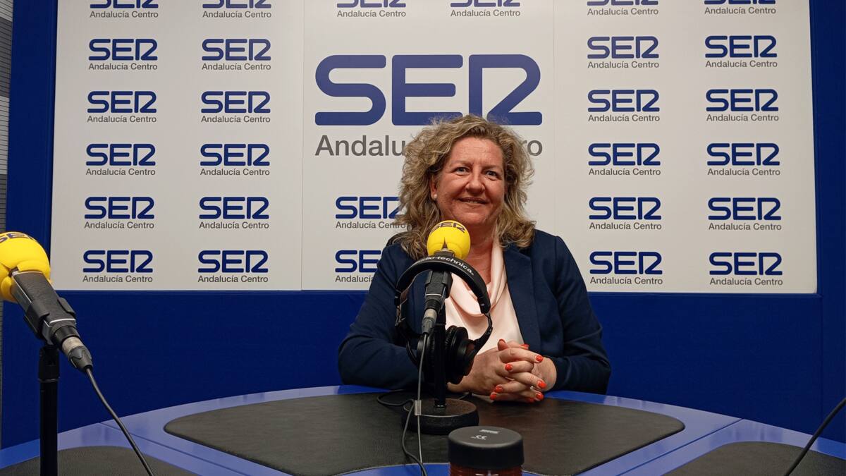 Mar Callejón explica las actividades del Hospital de Antequera en torno al Día del Donante