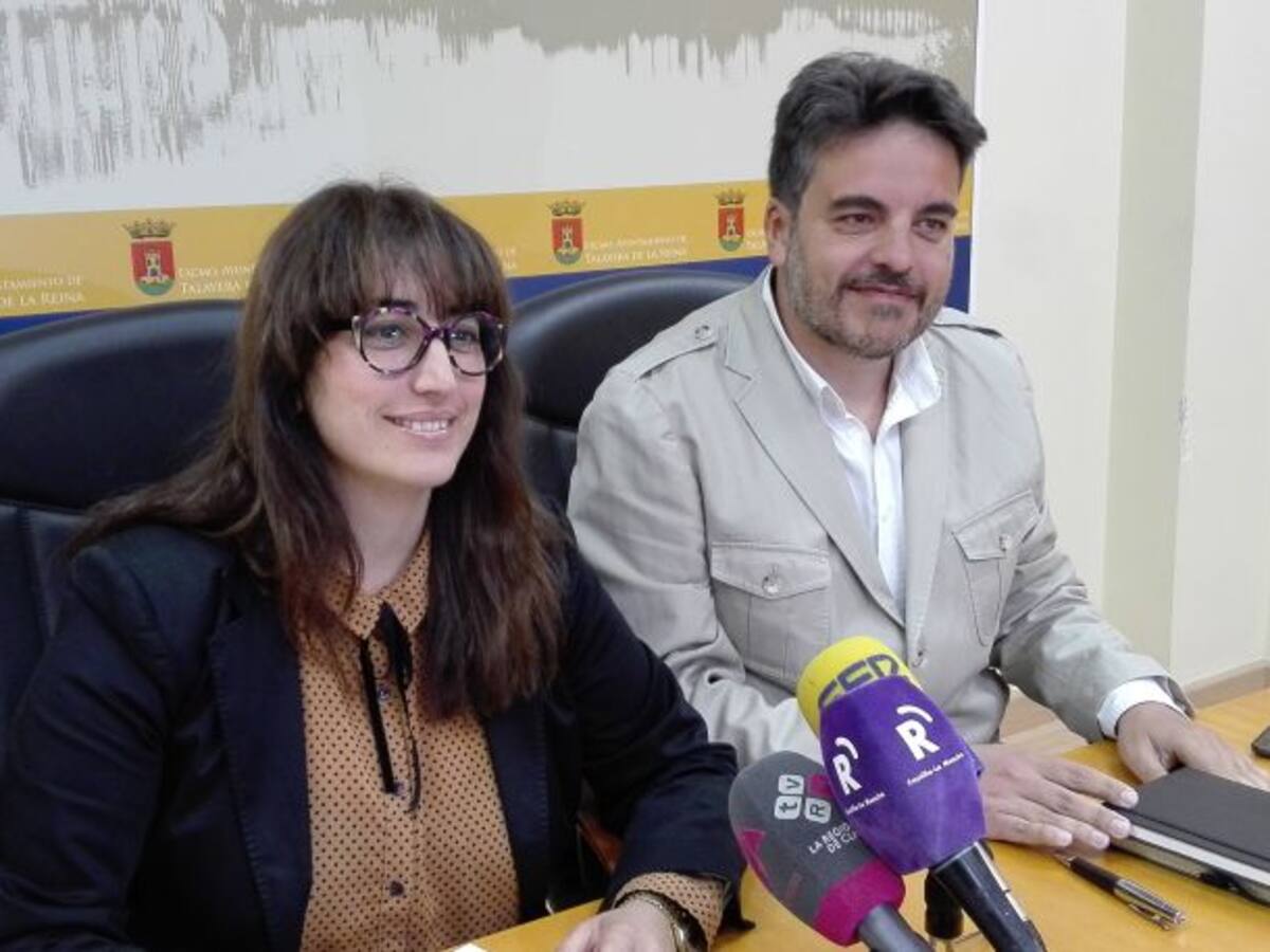 Las Mondas no pueden ser un "desfile de políticos endomingados"