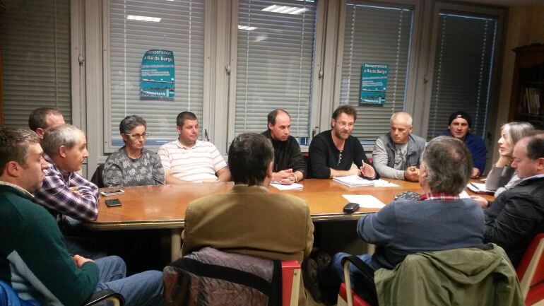 Reunión de la Mesa da Ría de O Burgo
